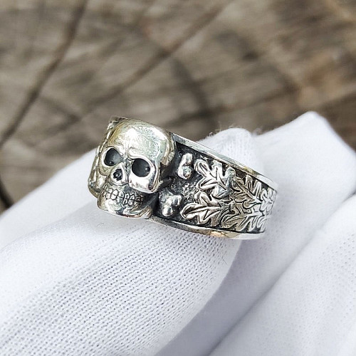 Fine Polished Alien Skull Ring For Men And Women Cool Stainless Steel Punk Biker  Ring Vintage Gothic Signet Ring Dropshipping - Rings - AliExpress