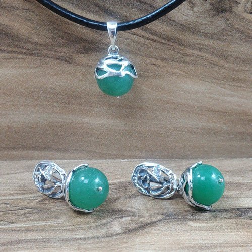 Green Aventurine and Silver - Pendant and Earrings