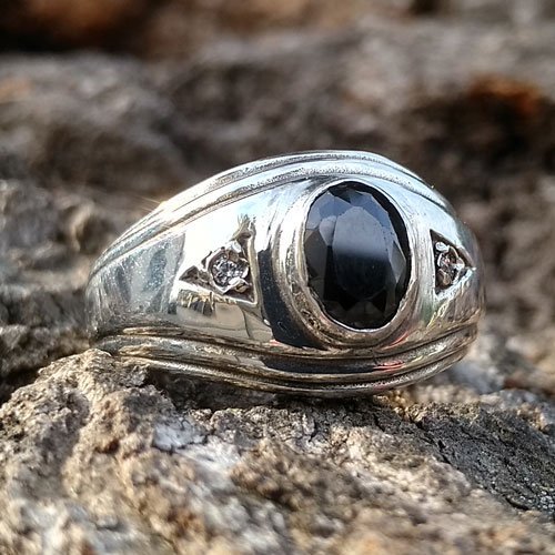 Masonic Class Ring Black Onyx and Gemstones