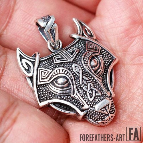 Viking Amulet Wolf Fenrir Head Pendant Norse Knot