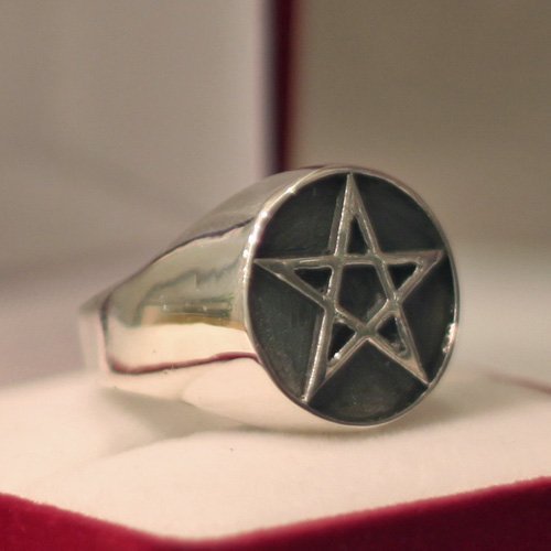 Pentacle Ring Occult Ring Classic Oval Satanic Ring